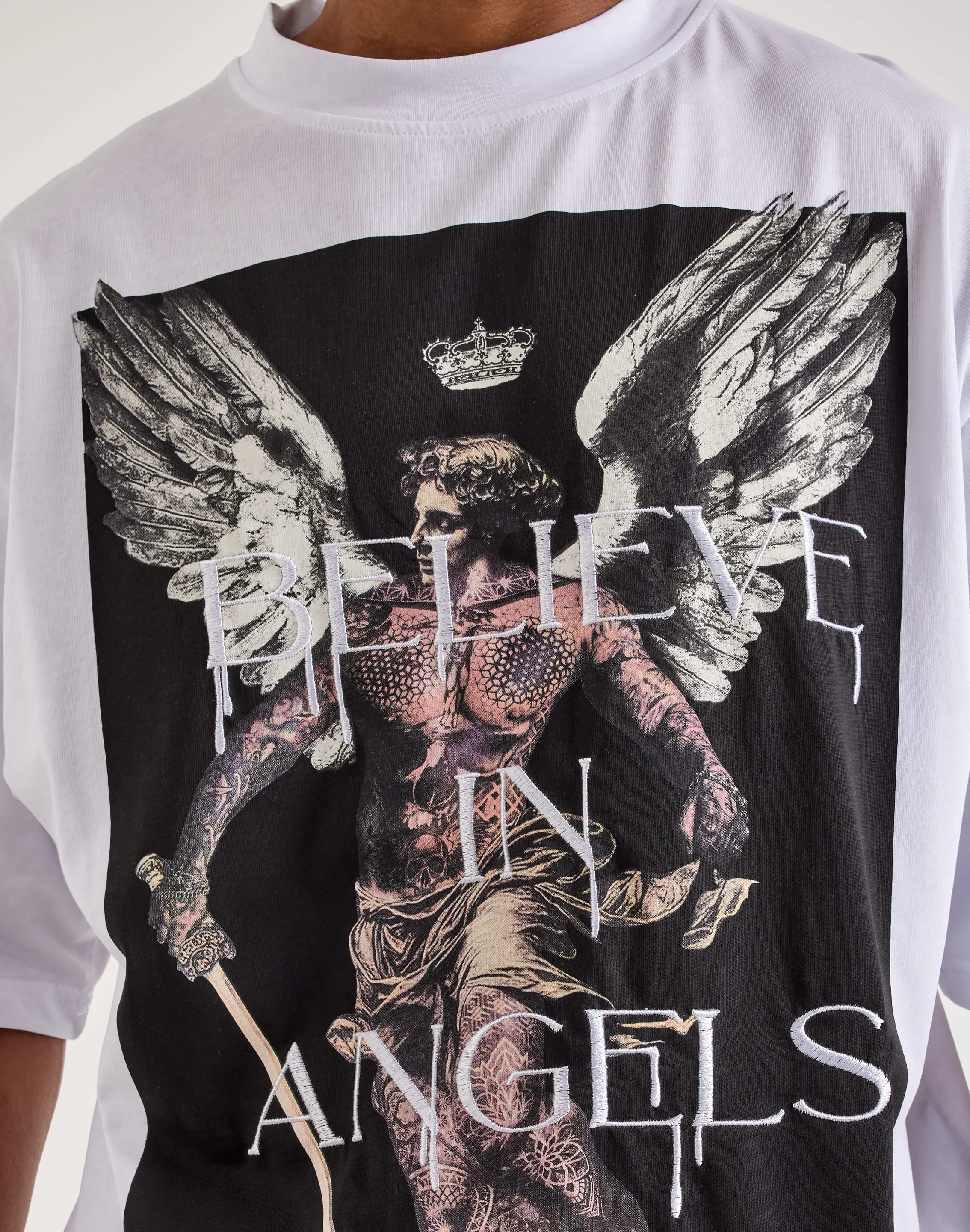 Tight Net NonBindingCollar Blessed UK Believe In Angels Tee
