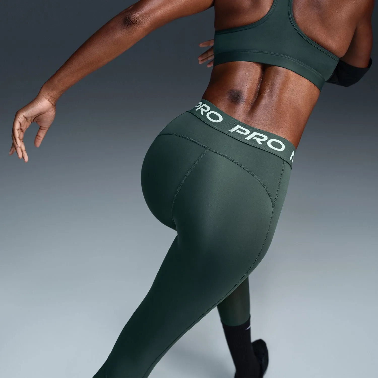 Star Mood Thin Core Nike Pro 365 Tight - Womens
