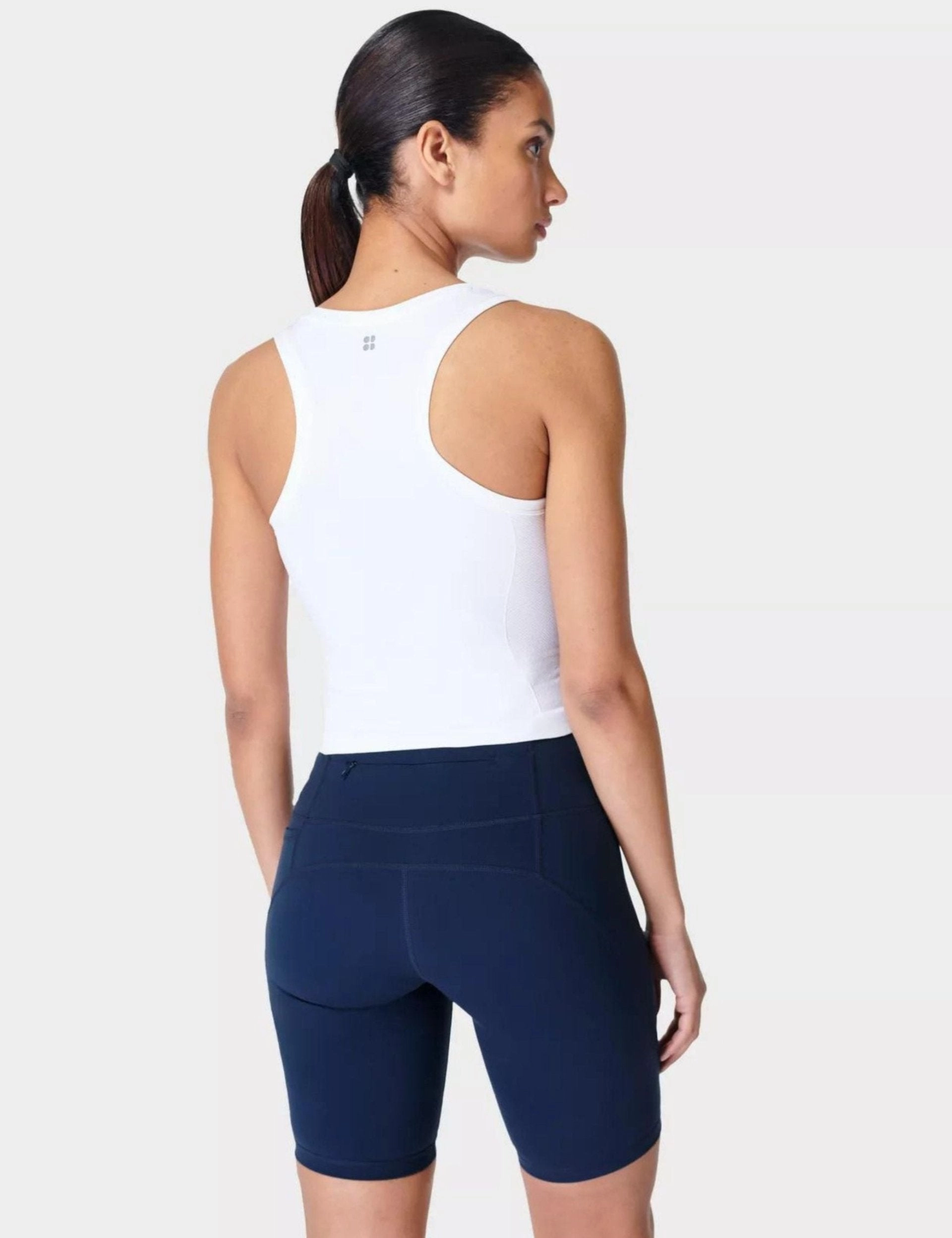 Athlete Crop Seamless Gym Vest - White Intelligence - gathering