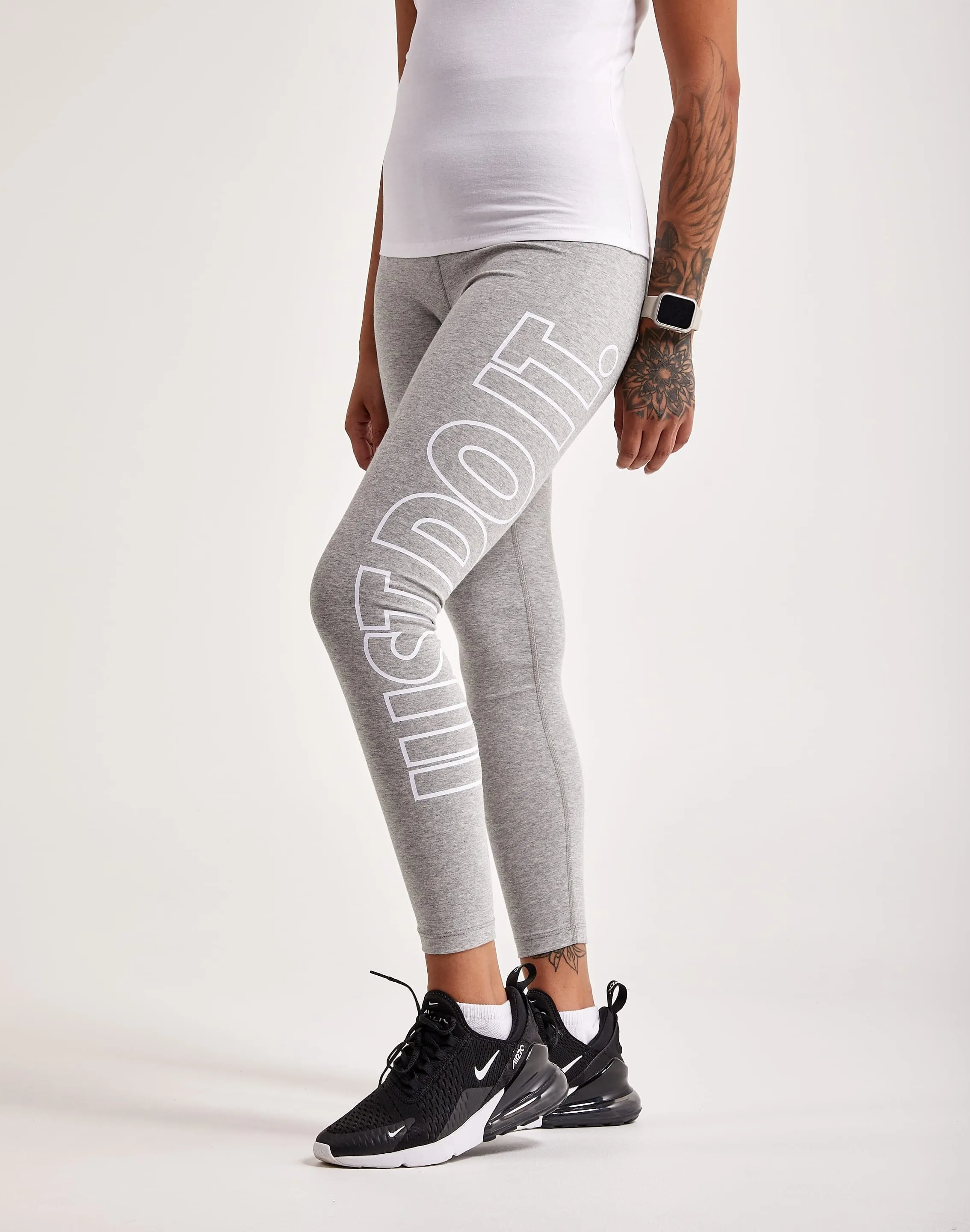 Nike Classics High-Waisted Leggings Durable Stitching Strong Glow