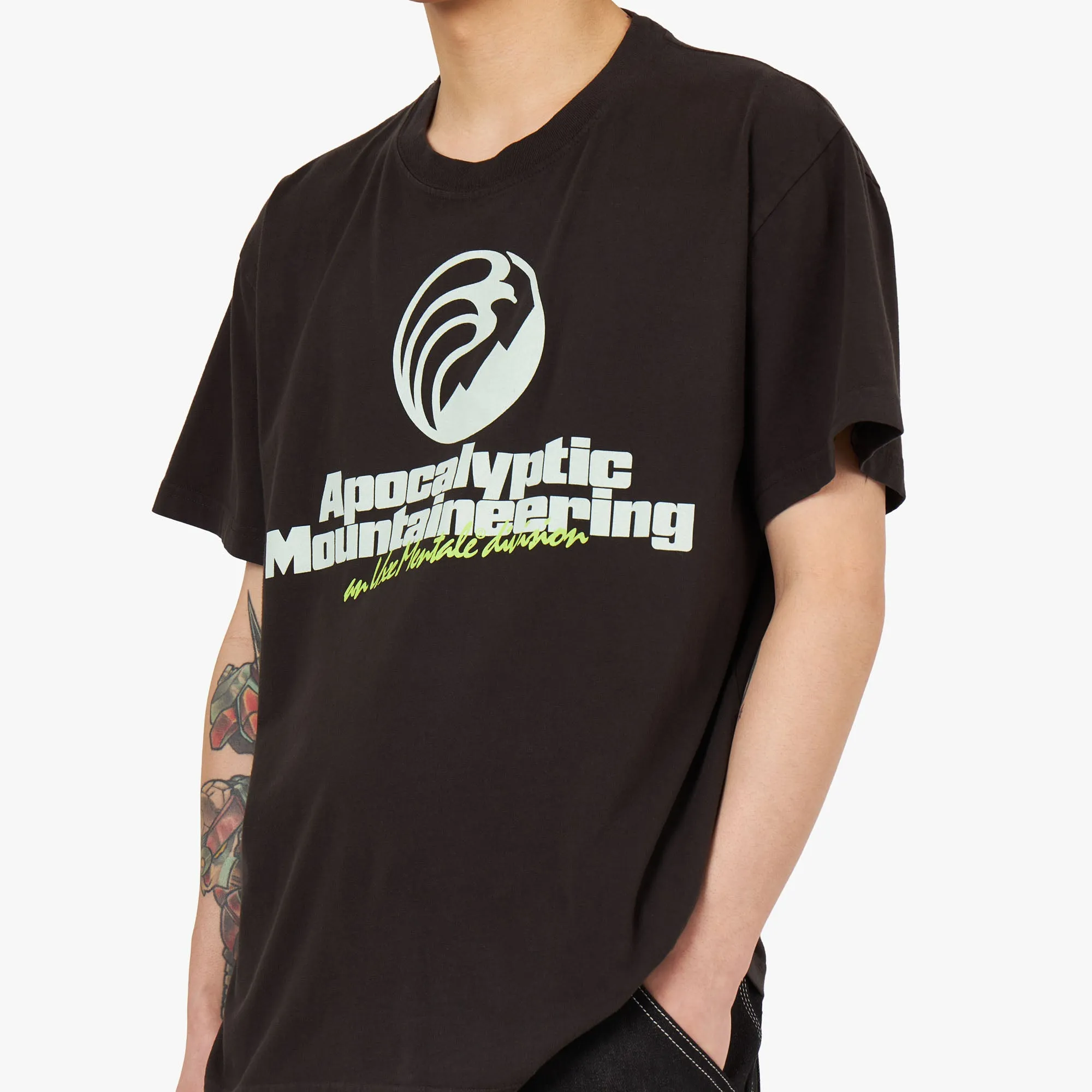UXE Mentale Apocalyptic Mountaineering T-shirt / Black Anti-pilling