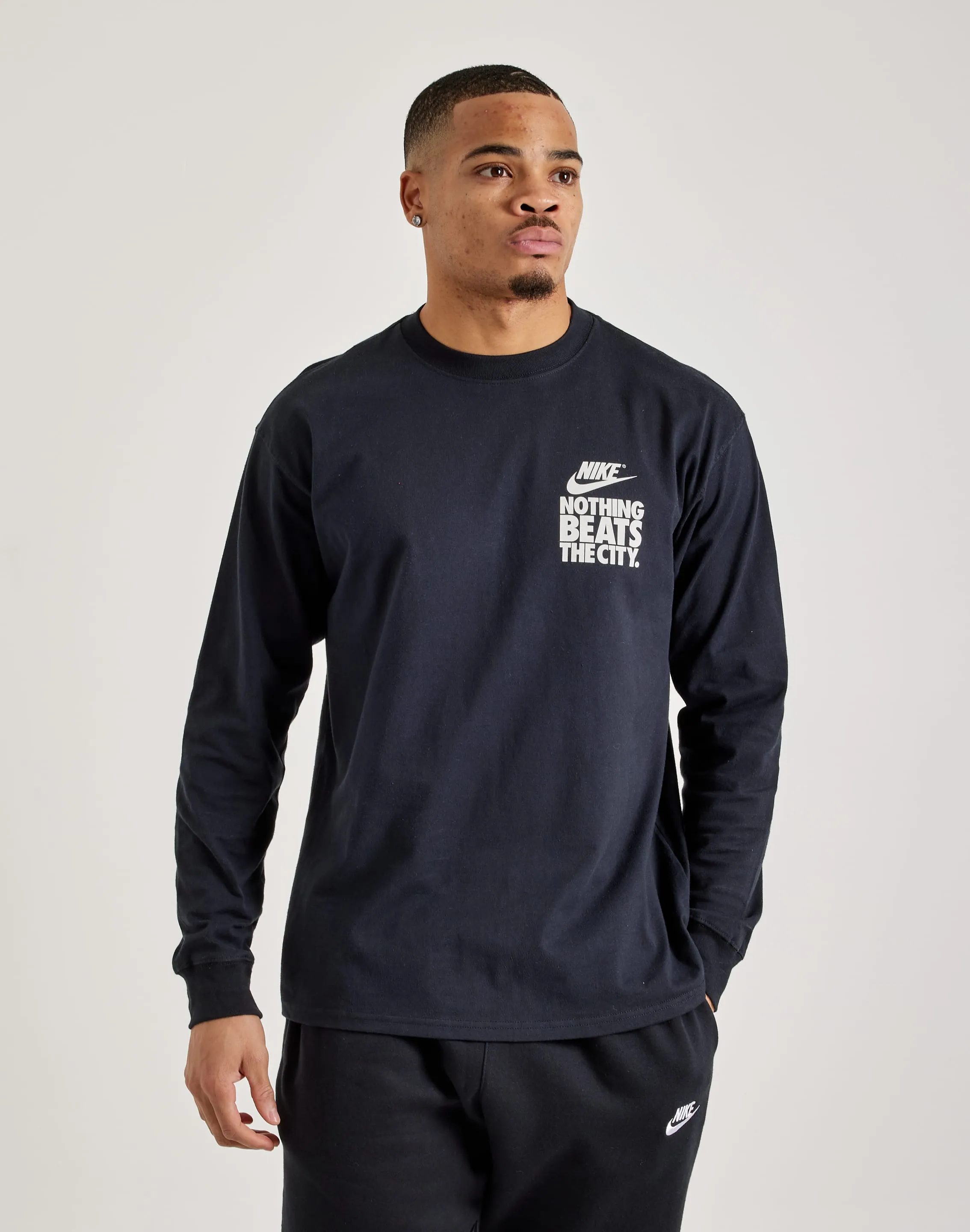 Sport Glow Nike Max90 City Long-Sleeve Tee