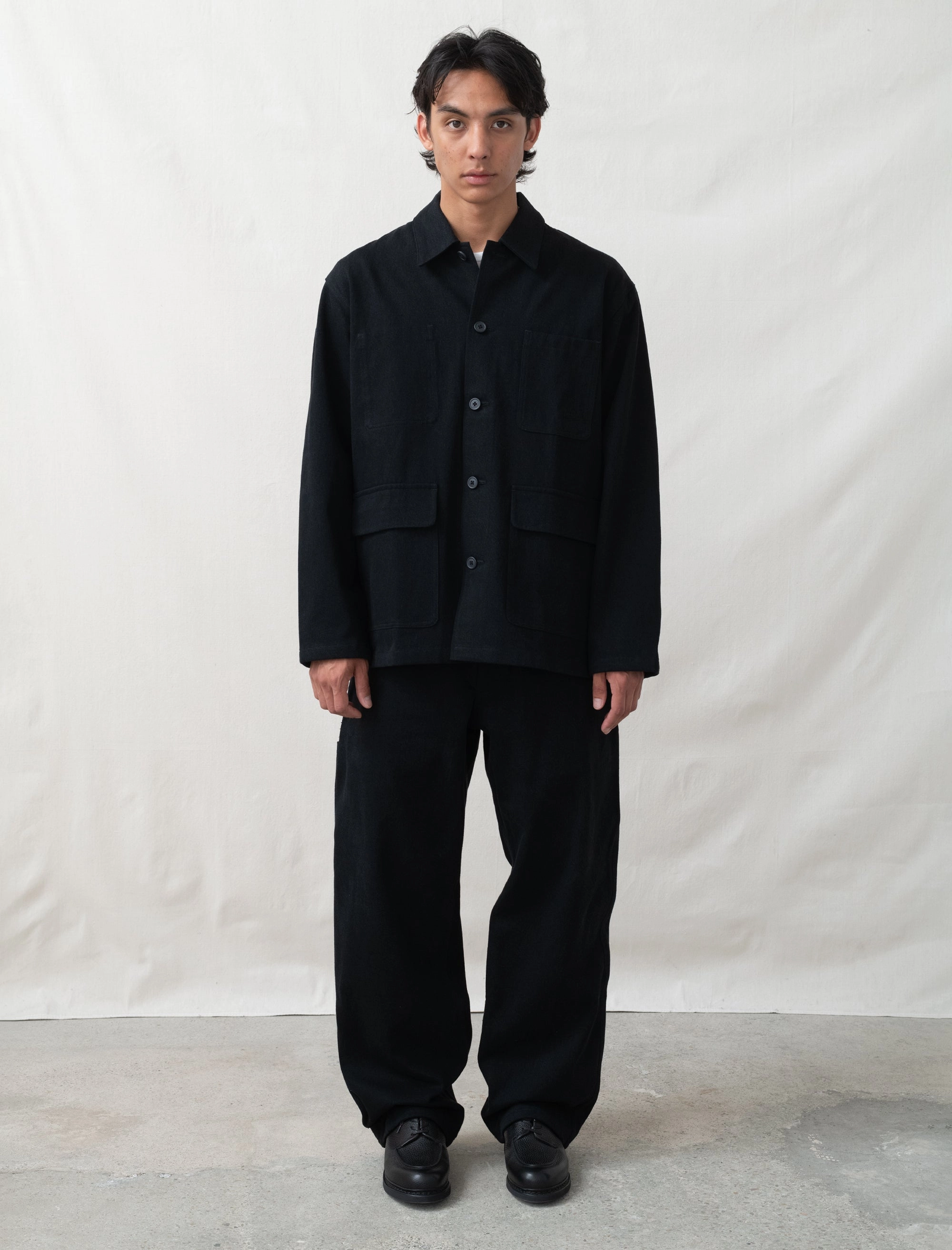 R19J6 Jebok Pants (Black Denim) Durable Design Travel Essential