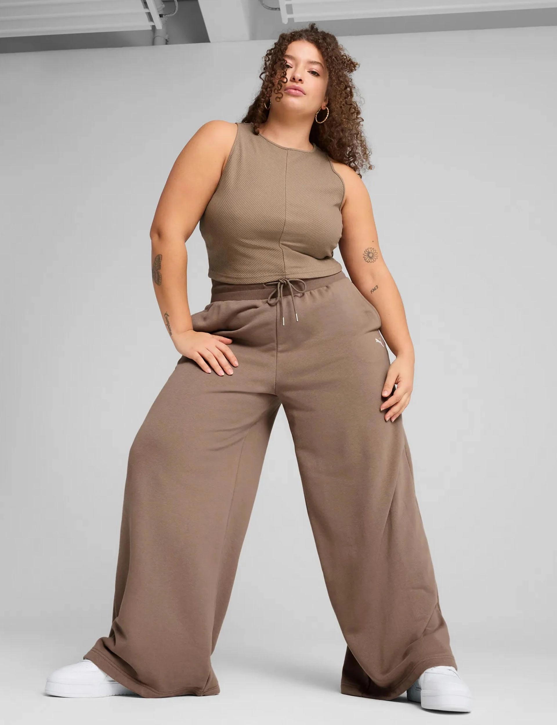 Wardrobe Ess Ribbed Crop Top - Totally Taupe poor sealing