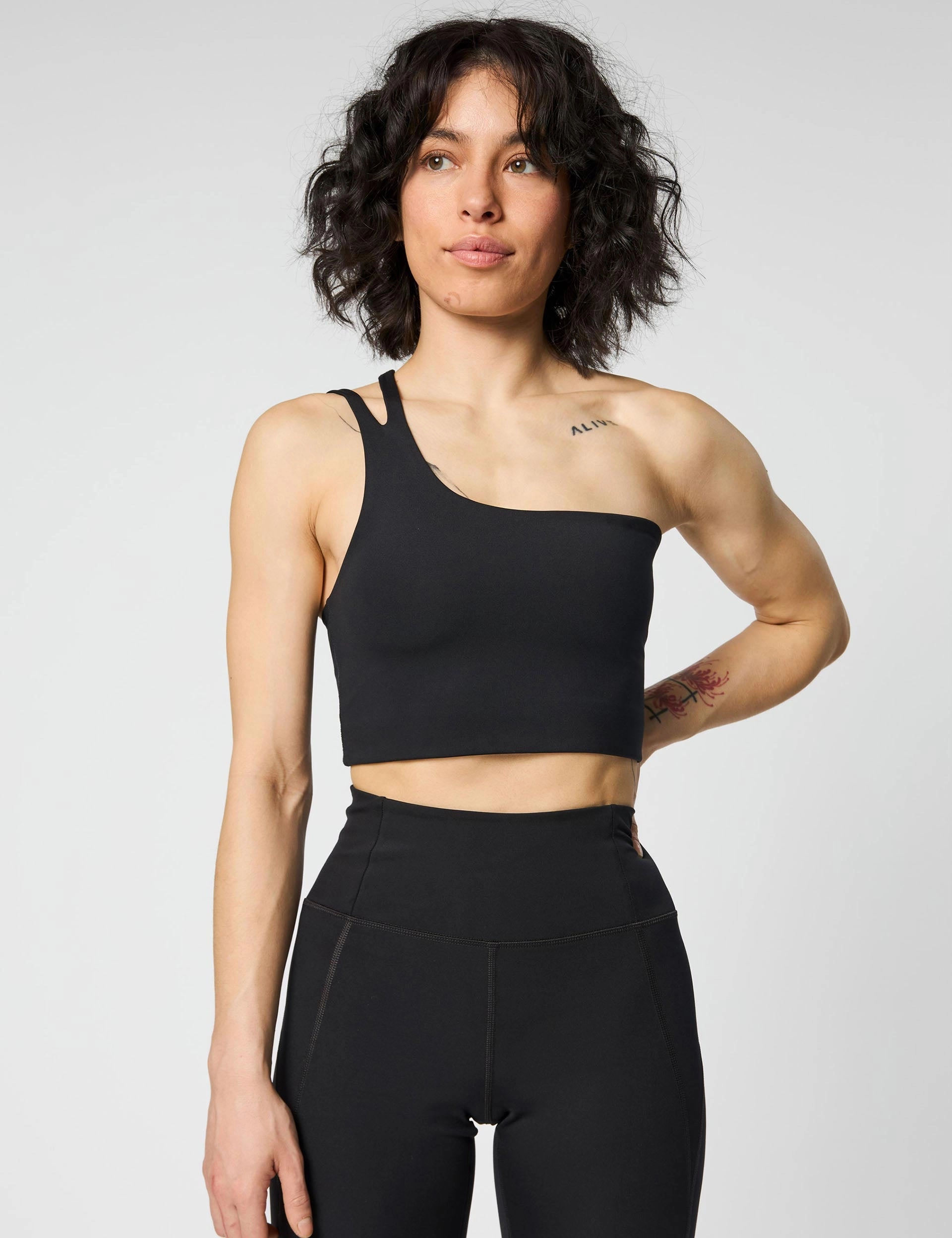 Uma One Shoulder Bra - Black Breathable mesh panel