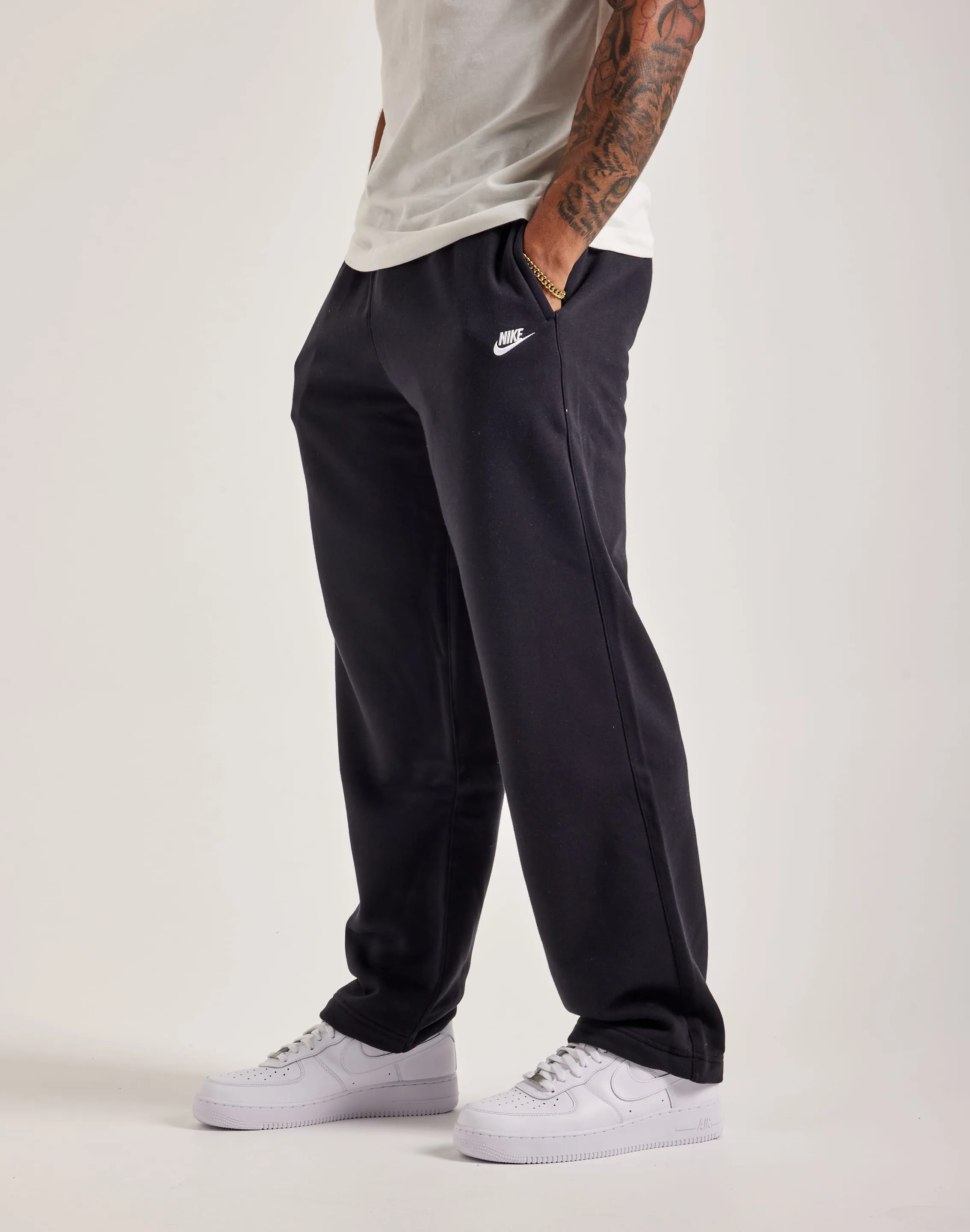 EcoFriendlyDyeProcess Brunch Fit Nike Club Fleece Bungee Pants
