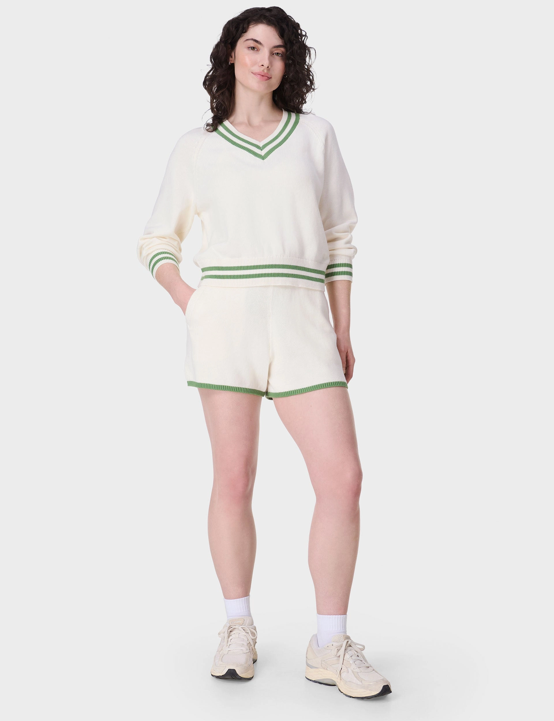 Off Court Knitted Short - Lily White construction work odor - absorbing
