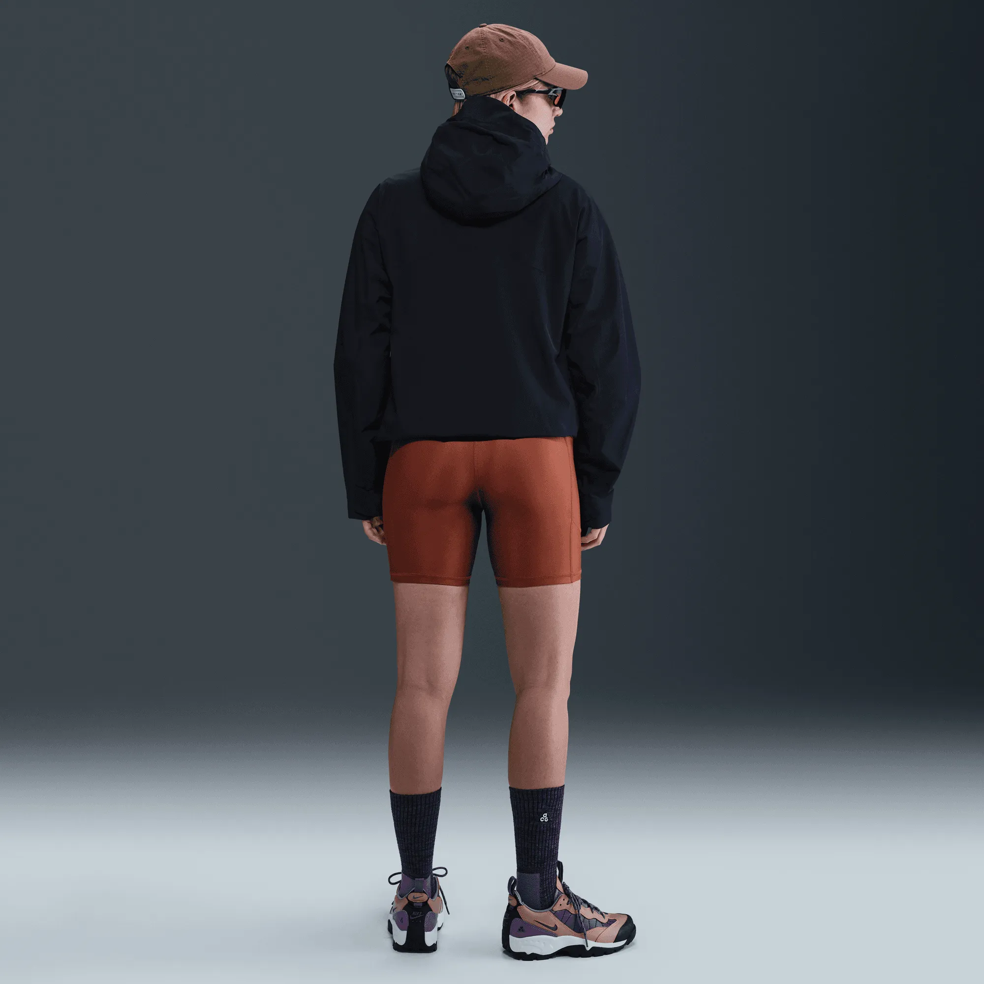 WMNS ACG DRI-FIT ADV MID-RISE 6" TREE FROG SHORTS - CINNAMON Model Glow
