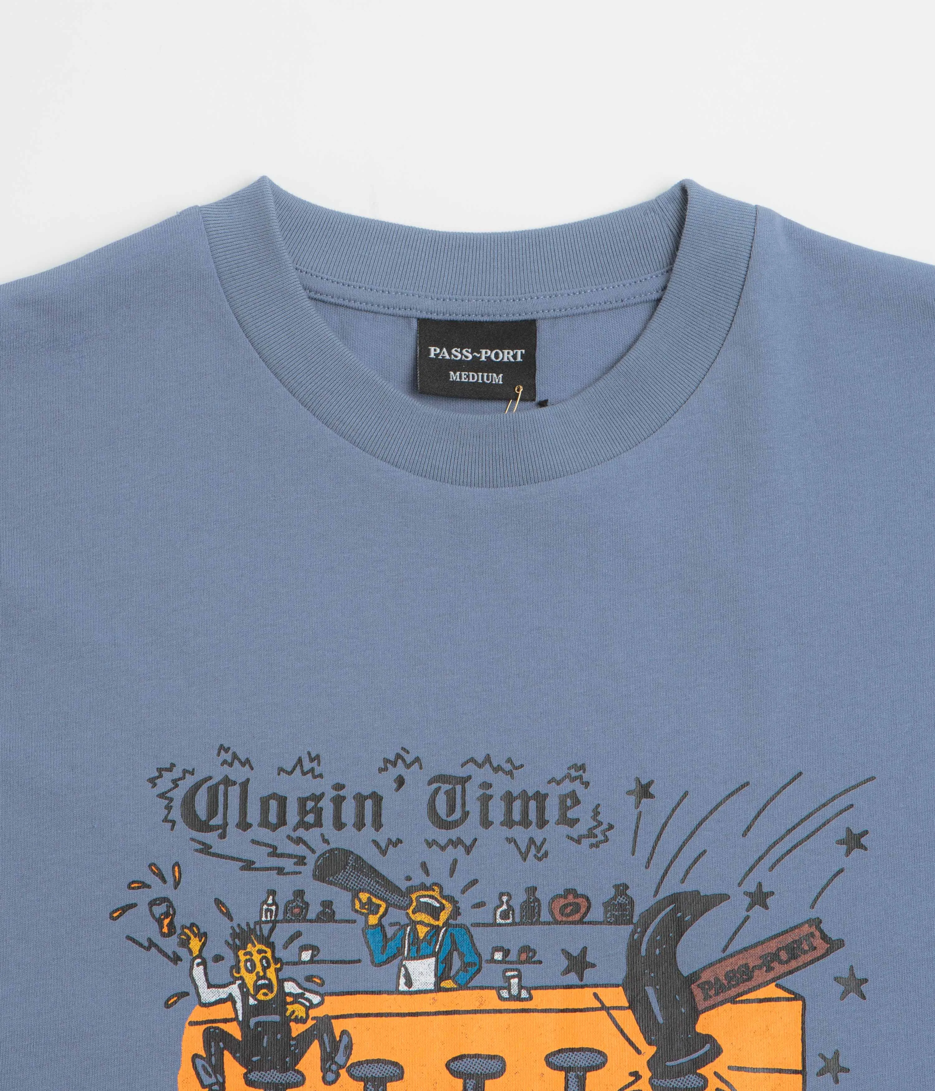Printed casual event Pass Port Closin' Time T-Shirt - Washed Out Blue