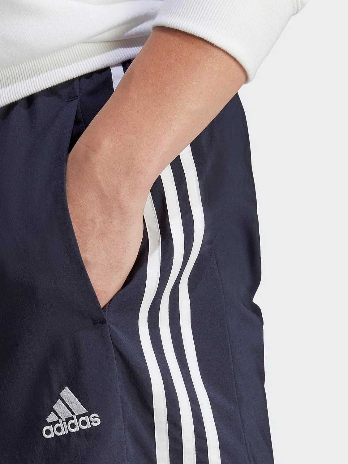 Tear Resistant Fabric Warm Weather Style Chelsea 3 Stripe Shorts Mens