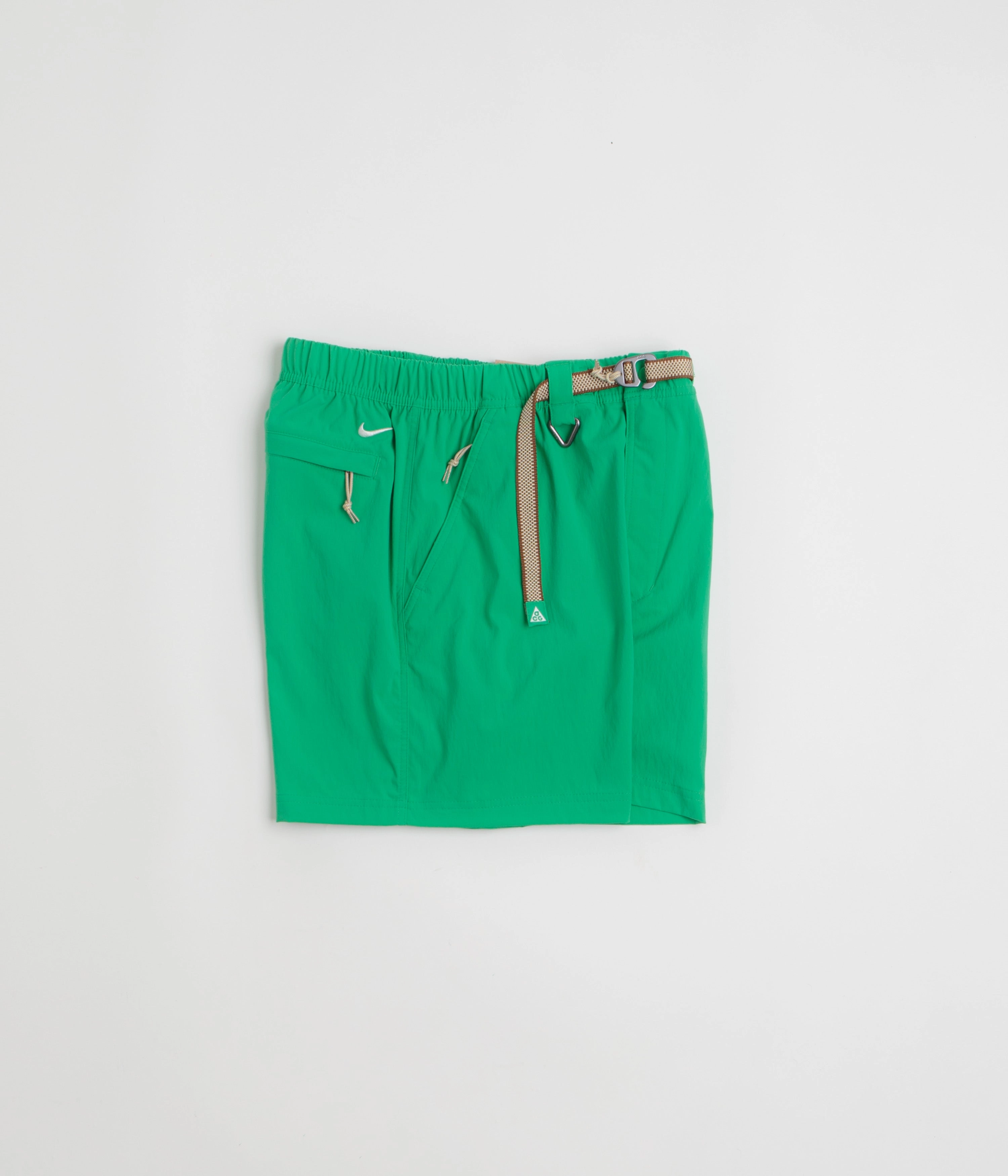 Breezy Fit Nike ACG Hiking Shorts - Stadium Green / Summit White